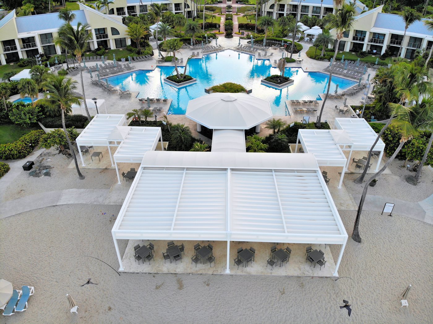Custom-B-Spaces-at-Snorkel-s-Bar-Grille,-Westin-St-John-Resort-by-Miami-Awning-(2).JPG